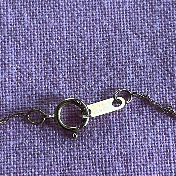 Stunning estate 10k solid gold heart shaped Ruby, with diamond chip accent, 18in - Picture 6 of 8